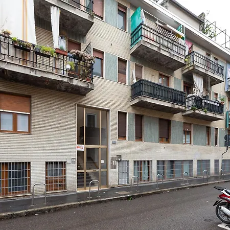 Apartman Pasteur M1 - Zen With Balcony